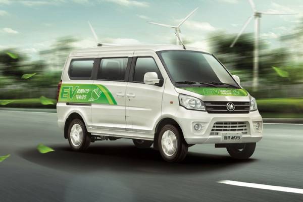 Кои се мерките на претпазливост при полнење на Electric Minivanï¼