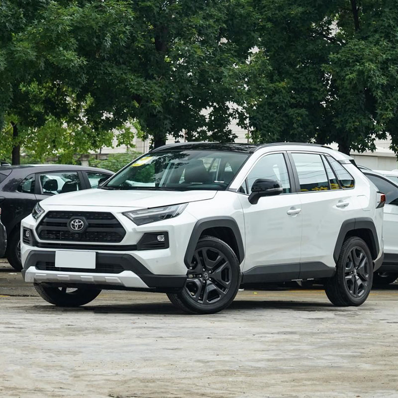 RAV4 2023 модел на бензин SUV